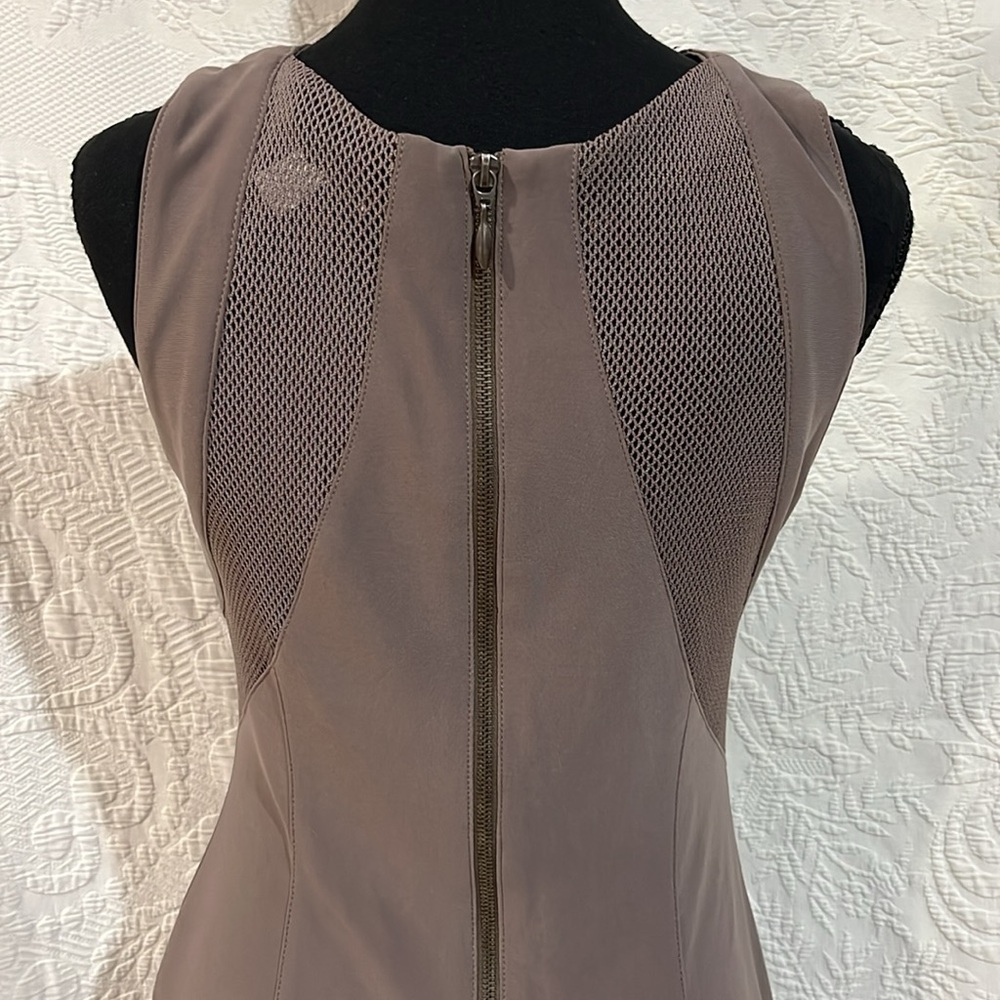 Joseph Ribkoff dress, size 8 - Picture 9 of 14